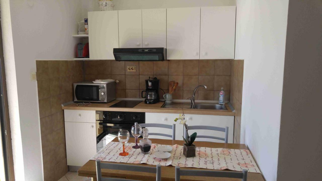Vera Apartment 1 Rogoznica  Luaran gambar