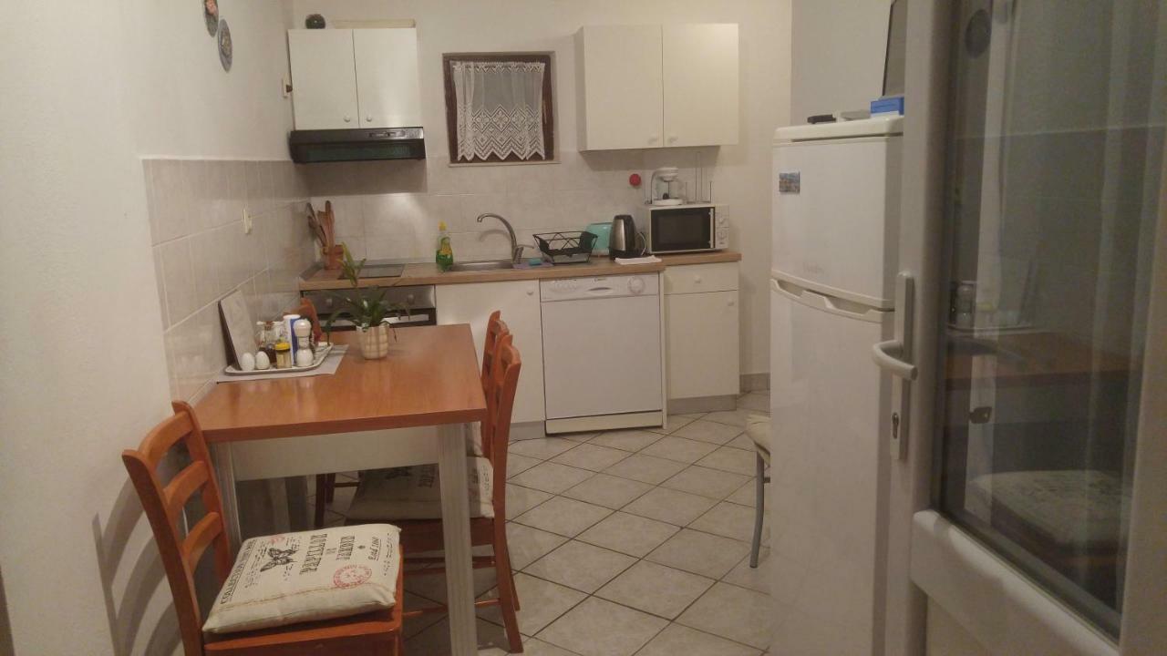 Vera Apartment 1 Rogoznica  Luaran gambar