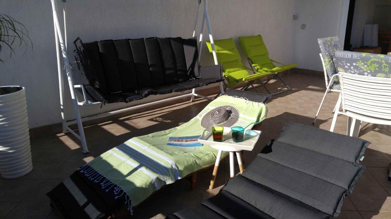 Vera Apartment 1 Rogoznica  Bilik gambar