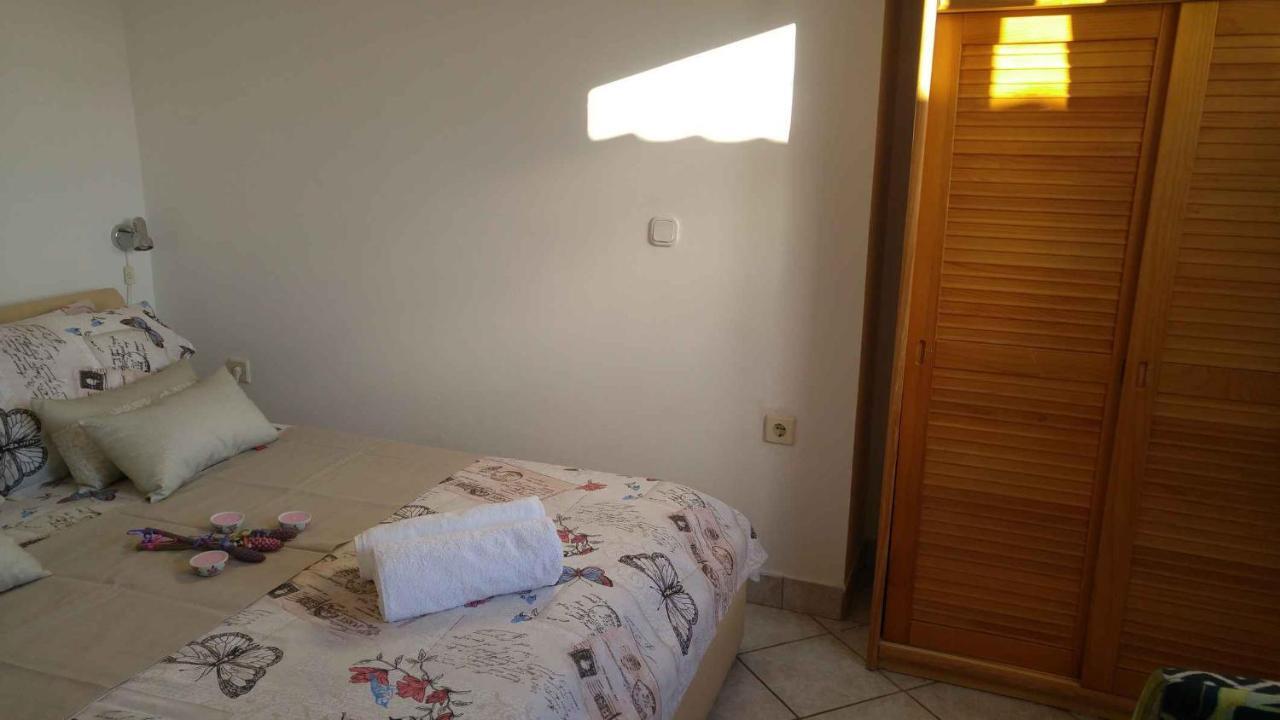 Vera Apartment 1 Rogoznica  Bilik gambar